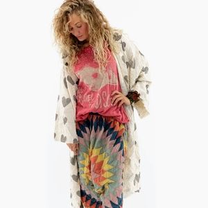 💥SOLD💥Magnolia Pearl T-Shirt